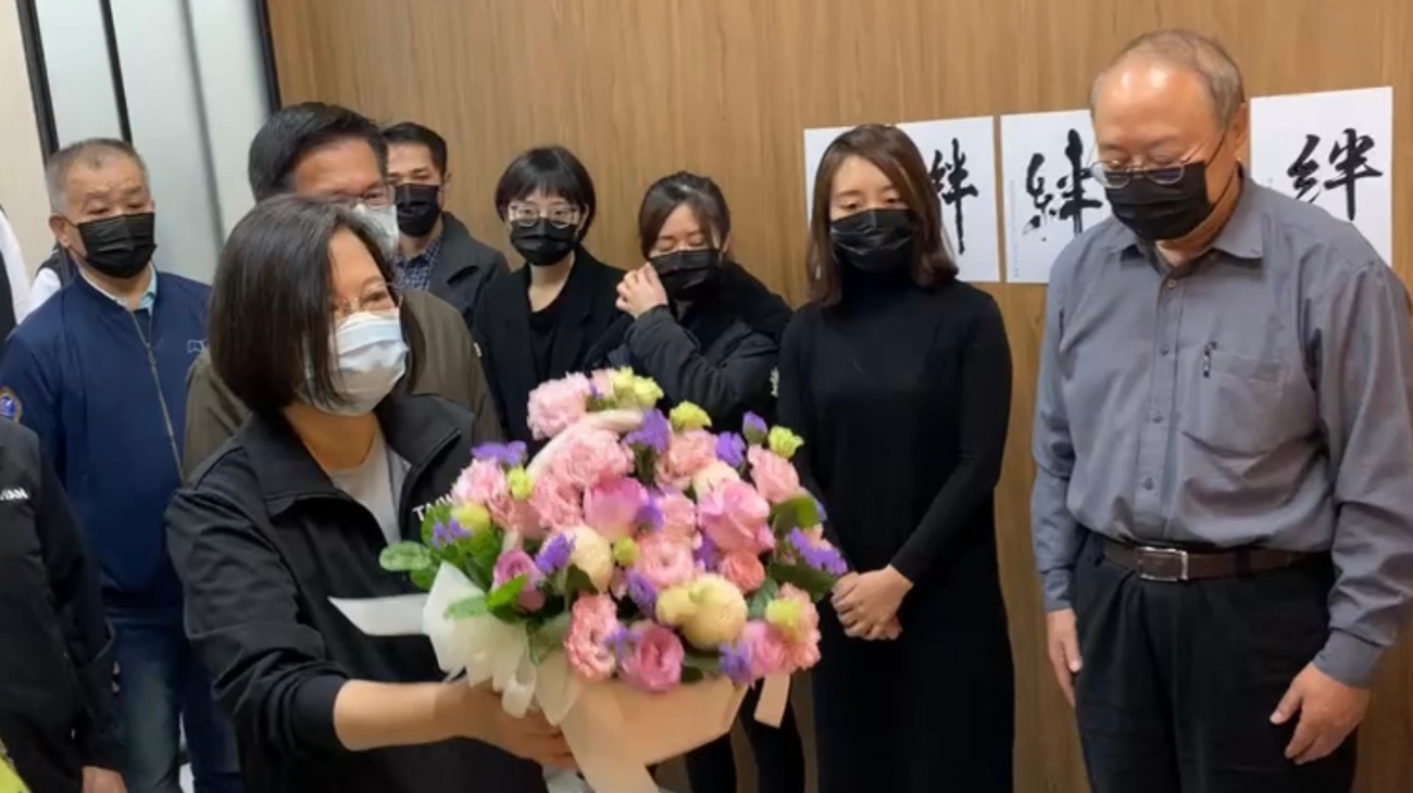 蔡英文總統前往弔唁_4_.jpg